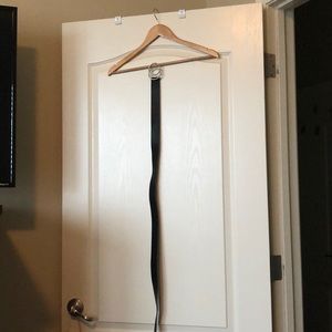 Belt with circle buckles